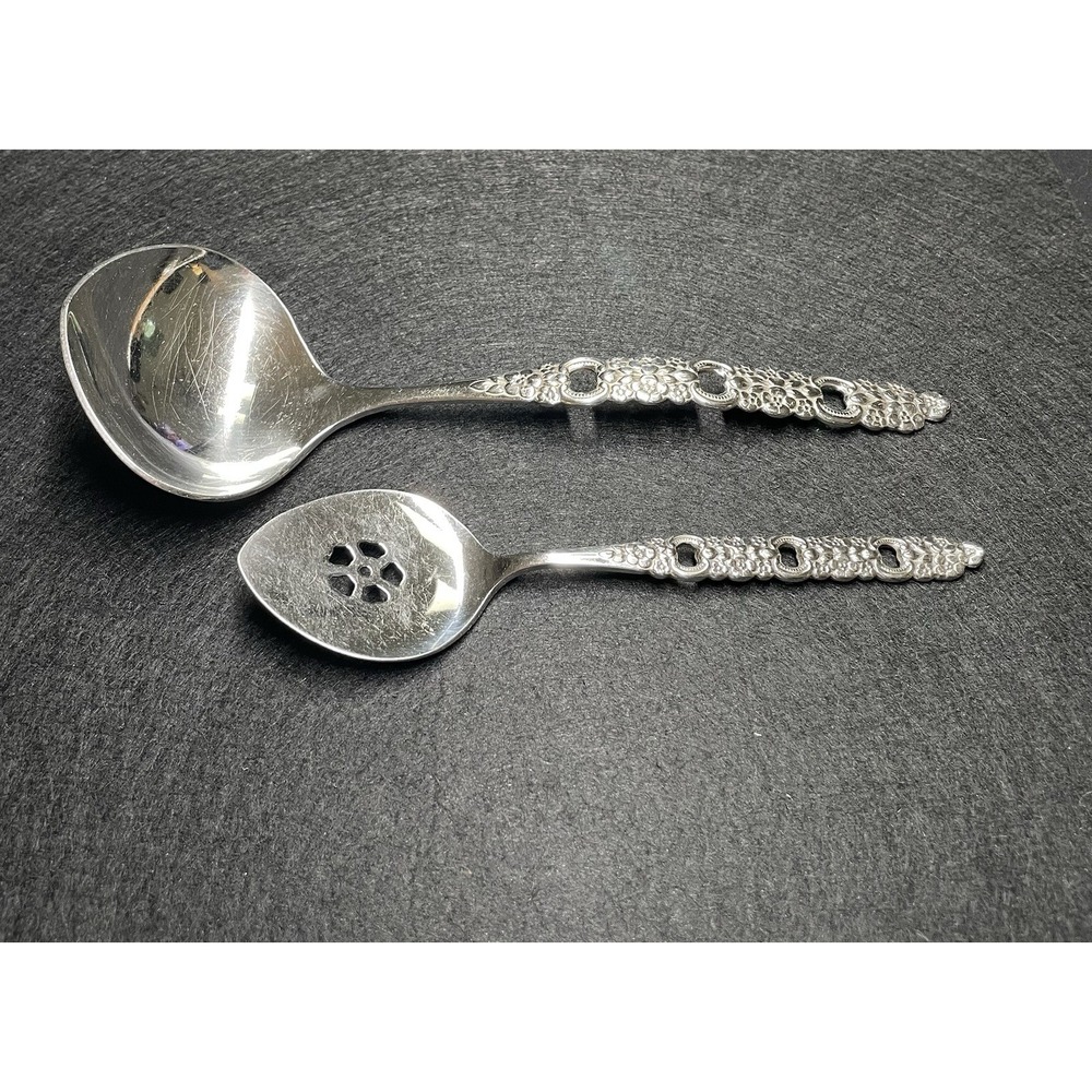 Vintage 1970s Viola/Voila Oneida Stainless Set of 2 Serving Spoons Silverware - Picture 3 of 7